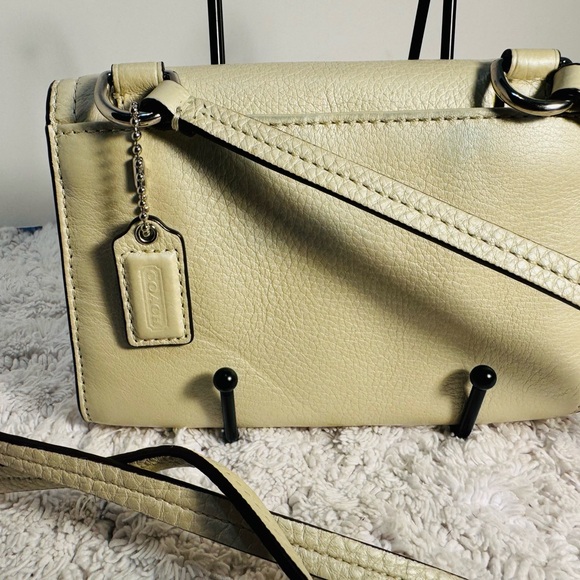 Coach Cream Leather Pebbled Crossbody Bag - Picture 2 of 3